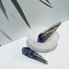 Load image into Gallery viewer, Amethyst Crystal Point