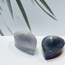 Load image into Gallery viewer, Fluorite Crystal Teardrop Bowl