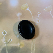 Load image into Gallery viewer, Crystal Worry Stone
