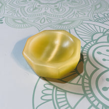 Load image into Gallery viewer, Cat's Eye Crystal Bowl