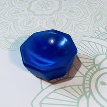 Load image into Gallery viewer, Cat's Eye Crystal Bowl