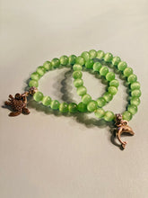 Load image into Gallery viewer, Cat’s Eye Crystal Bracelet with Charm