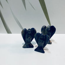 Load image into Gallery viewer, Small Crystal Angel