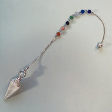 Load image into Gallery viewer, Crystal Point Pendulum with Seven Chakra Crystal Chain