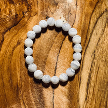 Load image into Gallery viewer, Blue Lace Agate Crystal Bracelet
