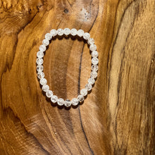 Load image into Gallery viewer, Crackle Clear Quartz Crystal Bracelet