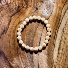 Load image into Gallery viewer, Shell Stone Bracelet