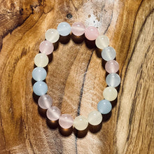 Load image into Gallery viewer, Morganite Crystal Bracelet