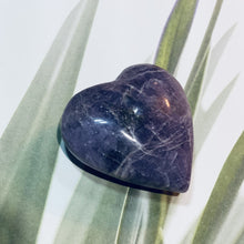 Load image into Gallery viewer, Purple Mica Crystal Heart

