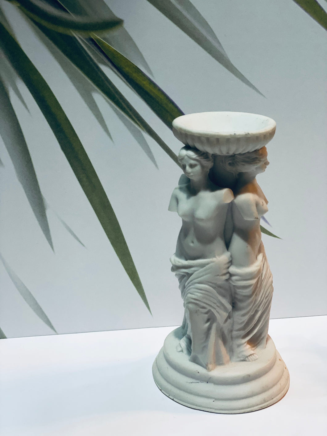 Sphere Decorative Goddess Venus Pedestal