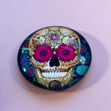 Load image into Gallery viewer, Skull Round Magnet
