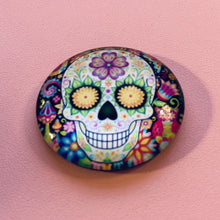 Load image into Gallery viewer, Skull Round Magnet
