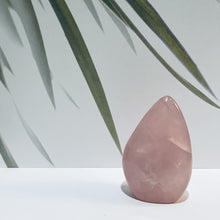 Load image into Gallery viewer, Small Rose Quartz Crystal Flame

